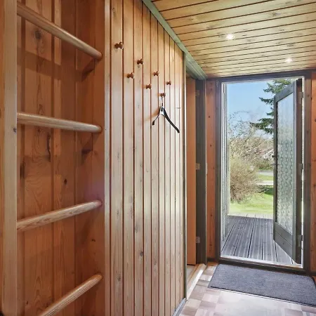Winter - 500m From The Sea In Ne Jutland By Interhome Holiday home